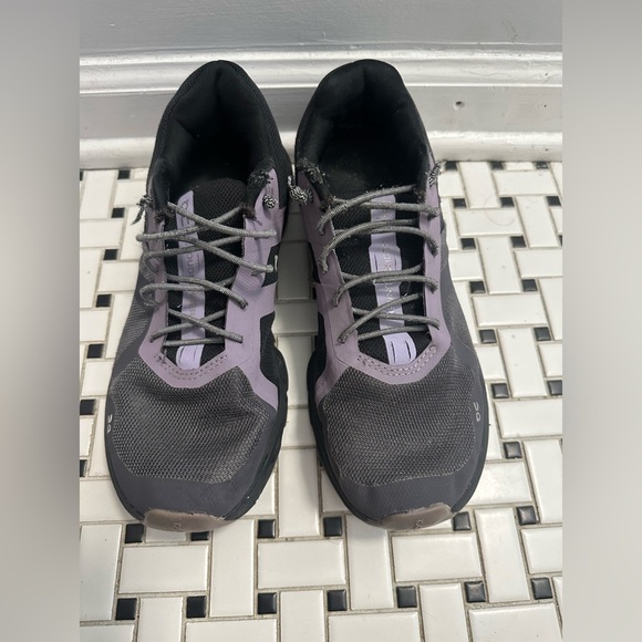 On Running Women's Shoes - Black and Purple - Picture 1 of 8